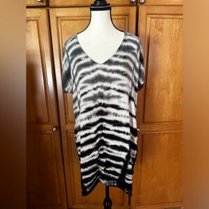 River + Sky Brooklyn Cocoon Tie Dye V-Neck Dress Size Small